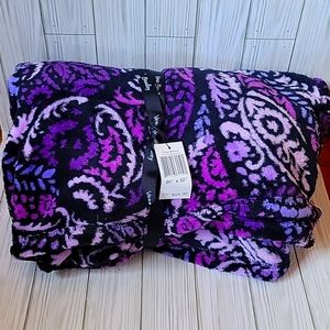 Vera Bradley Throw